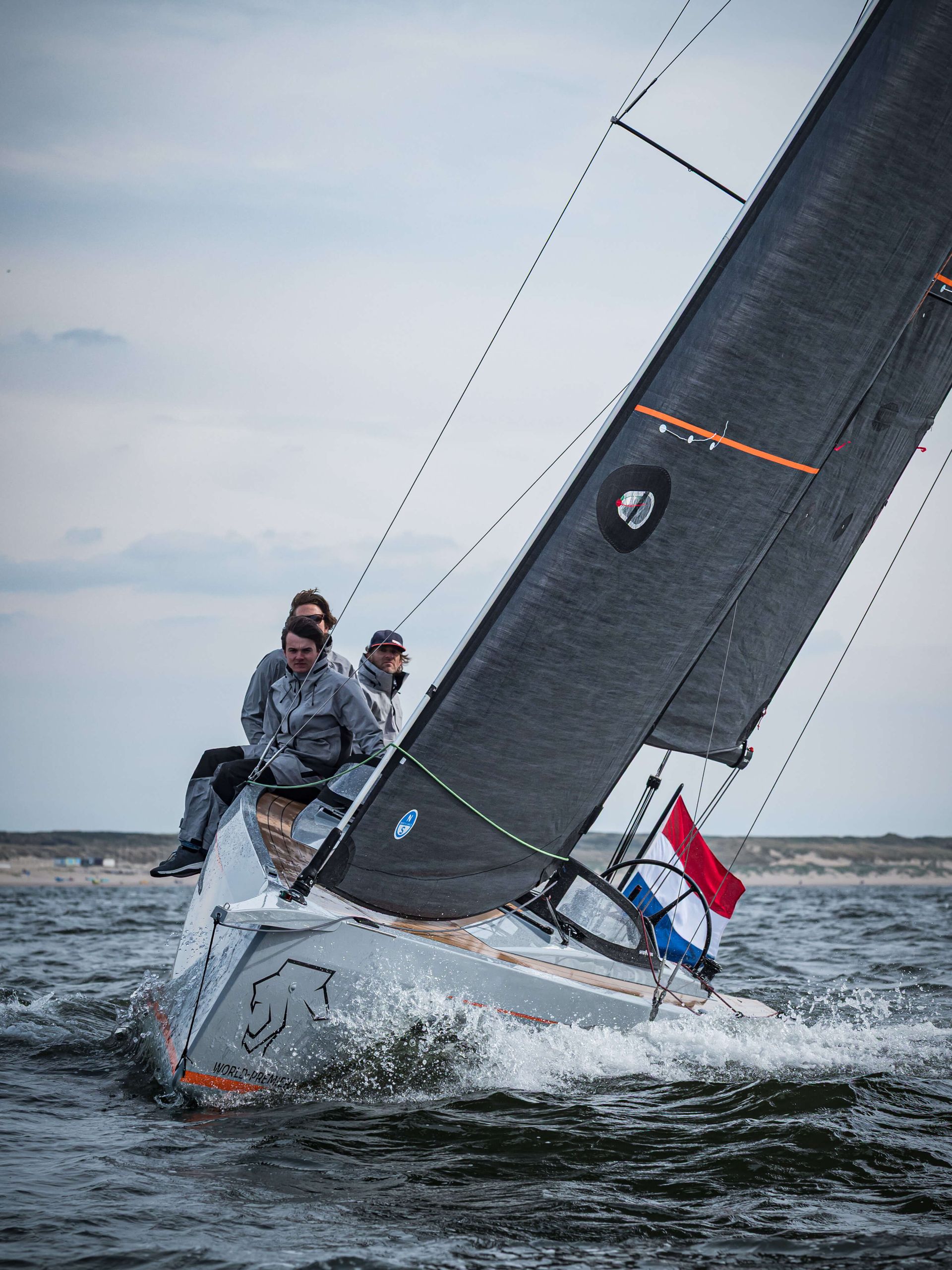 Saffier Yachts SE 28 Leopard sailing dayboat — gallery image 4