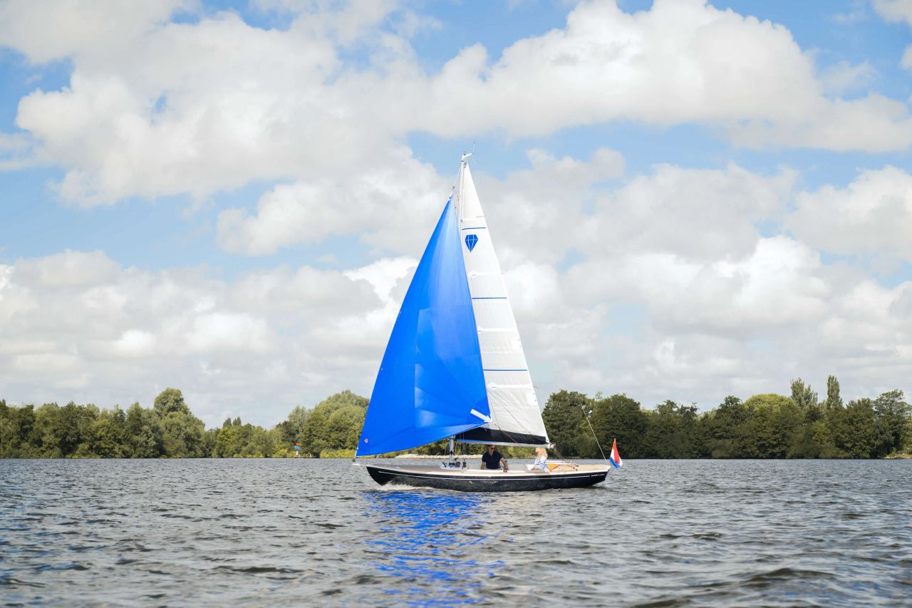 Saffier Yachts SC 6.50 Cruise sailing on open water — gallery image 1