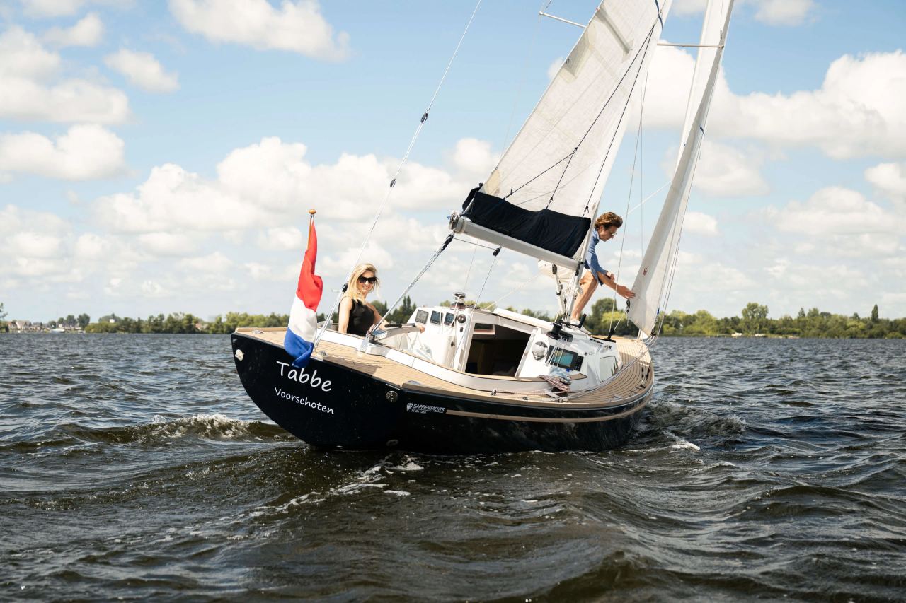 Saffier Yachts SC 8M Cabin sailing and lifestyle — gallery image 4