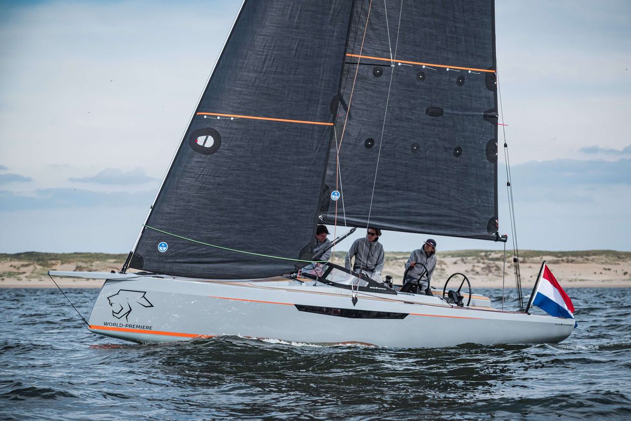 Saffier Yachts SE 28 Leopard sailing dayboat — gallery image 3