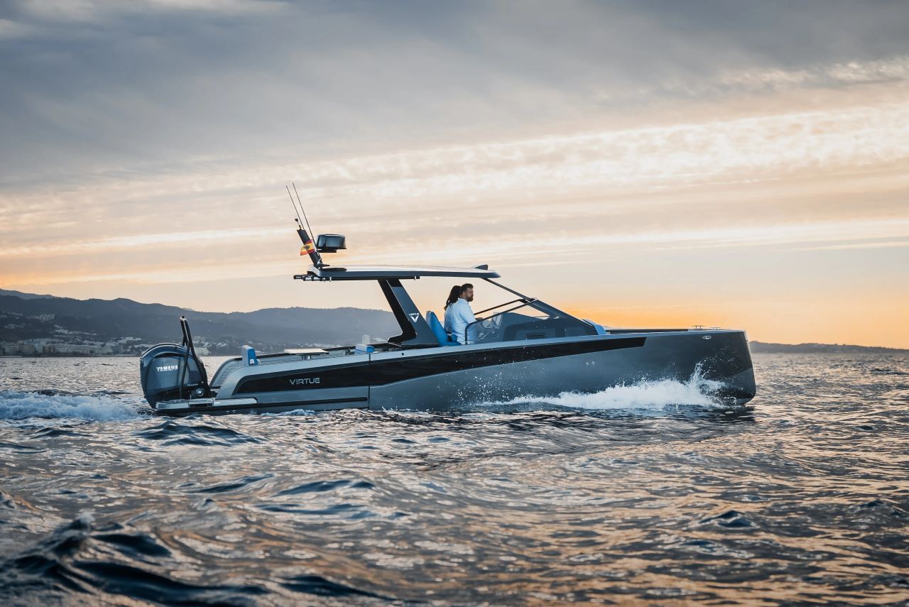 Virtue Yachts V10 T-Top — DSC08319