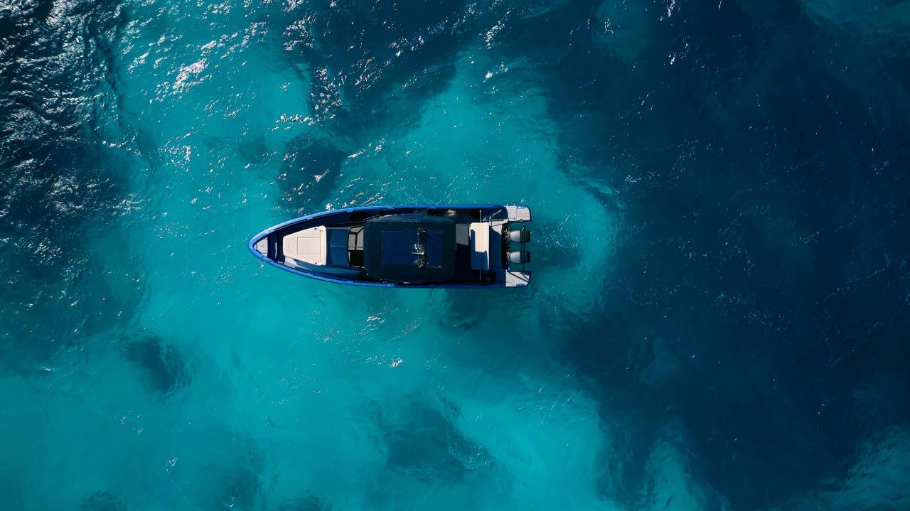 Virtue Yachts V10e T-Top — virtue 16